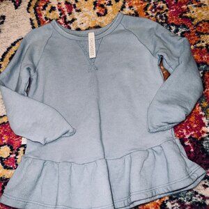 WOMEN'S CLOTHING SIZE S/M # 28